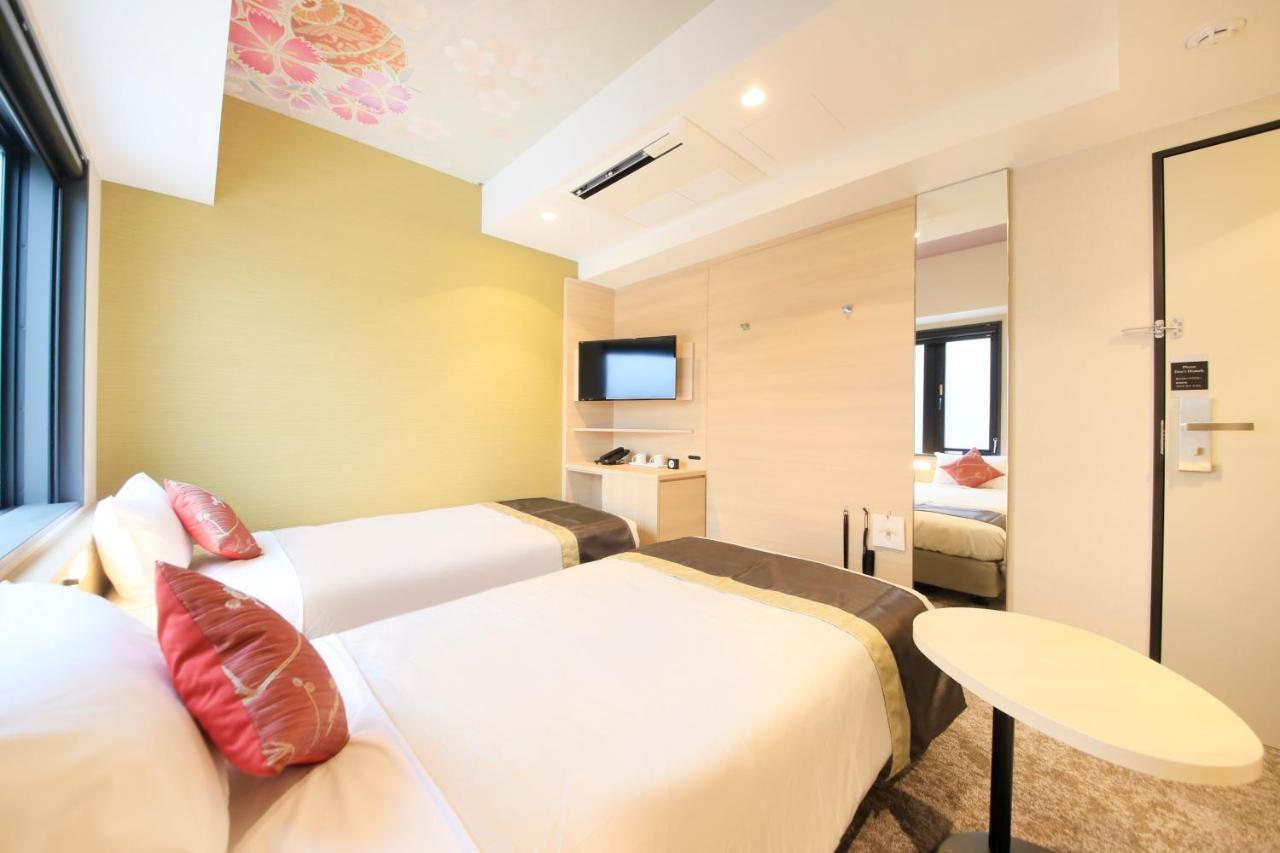 The Hedistar Nijo Comic & Books Hotel 3*